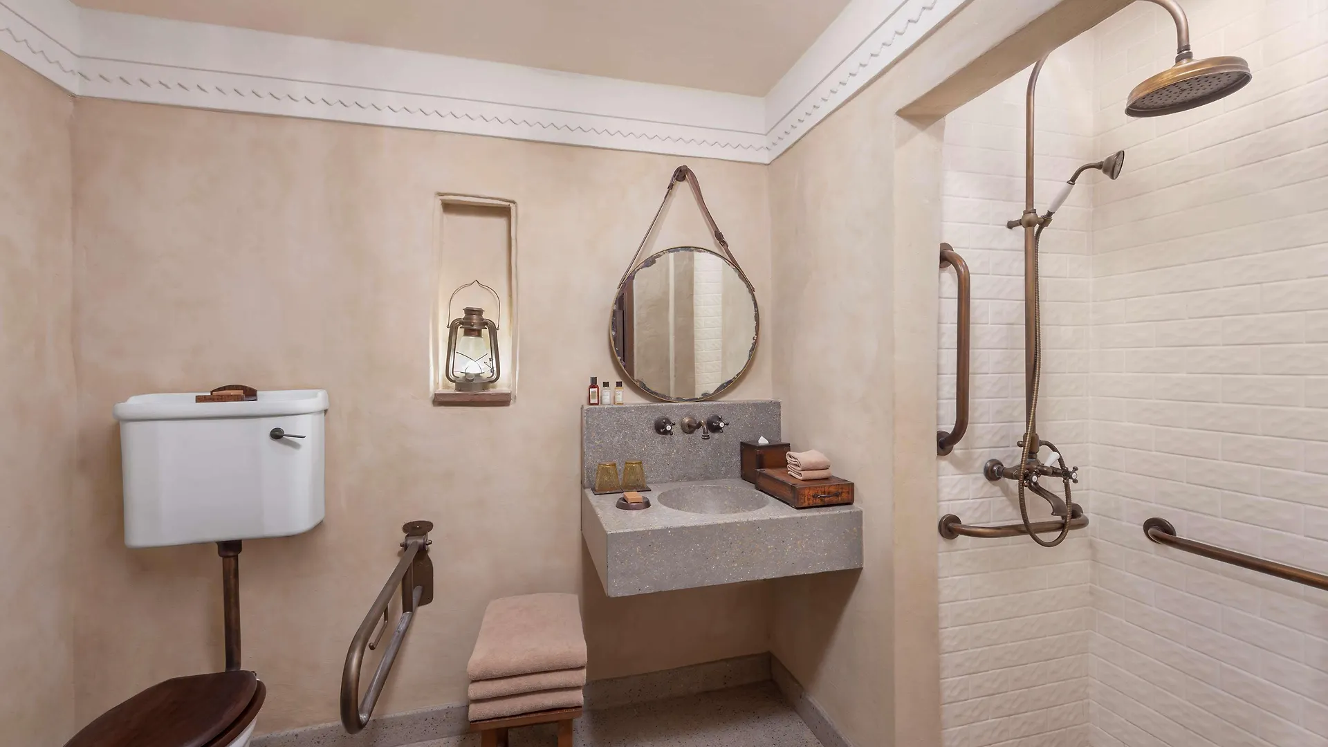 Al Seef Heritage Hotel Dubai, Curio Collection By Hilton 4*, Dubai