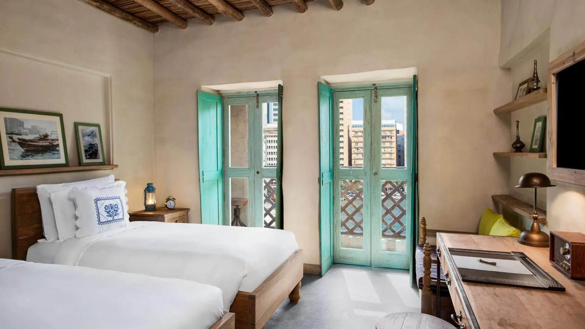 Al Seef Heritage Hotel Dubai, Curio Collection By Hilton
